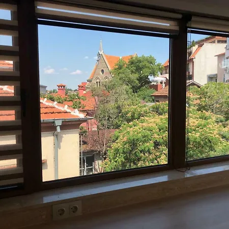 In The Heart Of The City Apartment